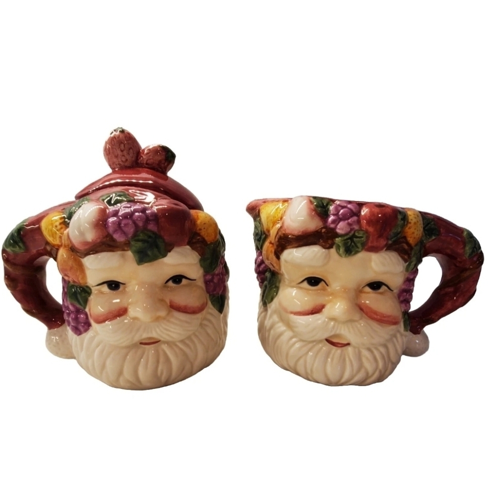Wang's International Santa Claus Creamer & Sugar Set w/lid. Vintage